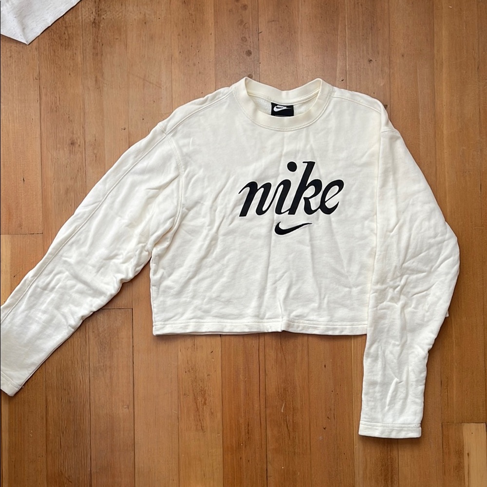 Nike Cream Cropped Sweatshirt